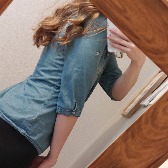 Love Stitch button up - Picture 2 of 4